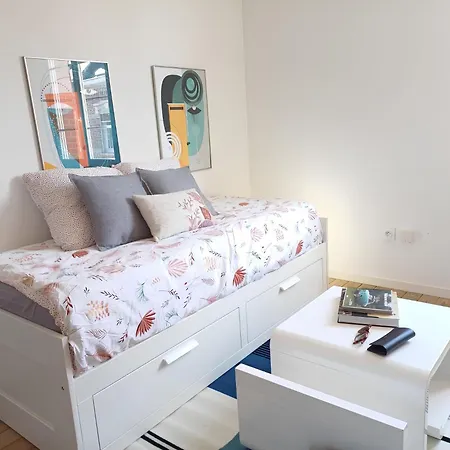 Le Nid Douillet - Lit Double - 10min A Pied Centre Apartment Amiens